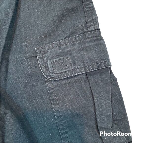 Lot of two Pairs of Boys Childrens Place Black Shorts Both Size 7 - Picture 4 of 13